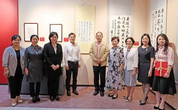 董必武手迹展在穗开幕！这幅手迹与一位巅峰国际“双百人物”有关......